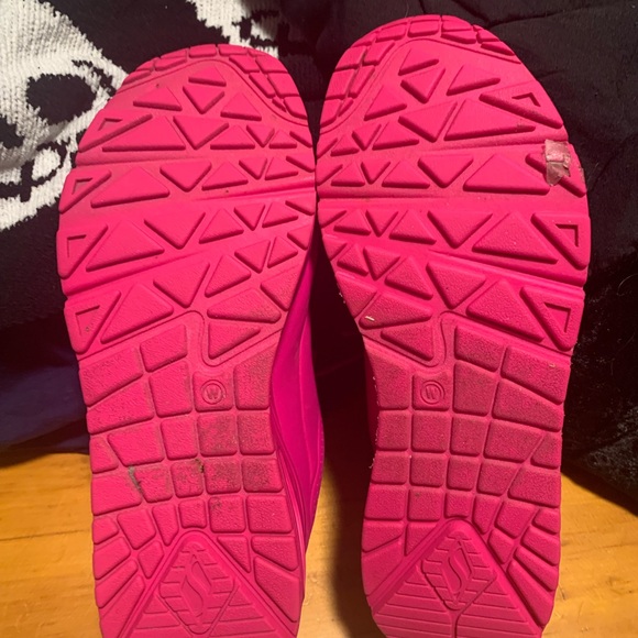Skechers Women's Pink Sneakers - Picture 5 of 5